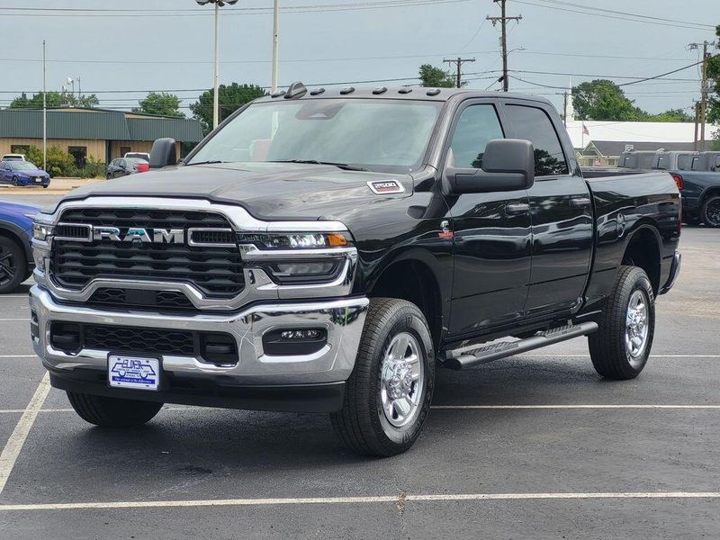 2025 RAM 2500 Tradesman Crew Cab 4x4 6