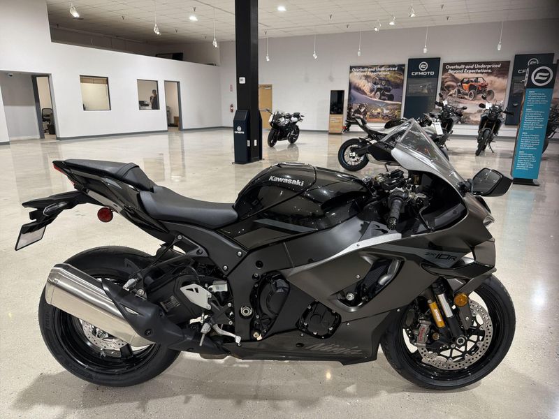 New 2026 Kawasaki NINJA ZX-10R Image 10