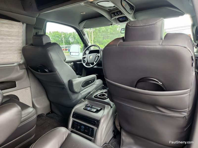2022 Chevrolet Express Cargo Image 44