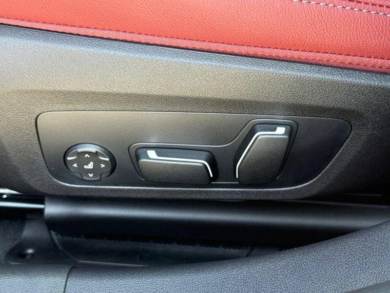 New 2026 BMW 3 Series 330iImage 18