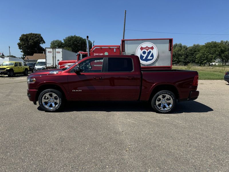 2025 RAM 1500 Big Horn Crew Cab 4x4 5