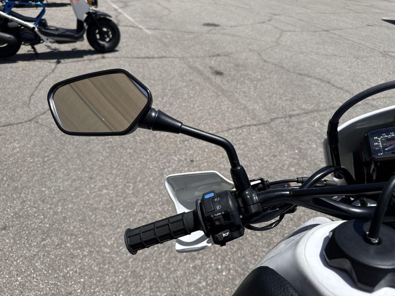 Used 2024 Honda XR650L Image 16