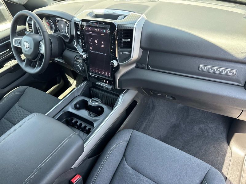 New 2026 RAM 1500 Big Horn Crew Cab 4x2 5'7' Box