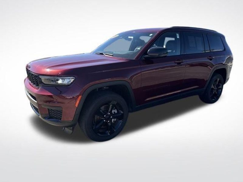 2022 Jeep Grand Cherokee L Altitude