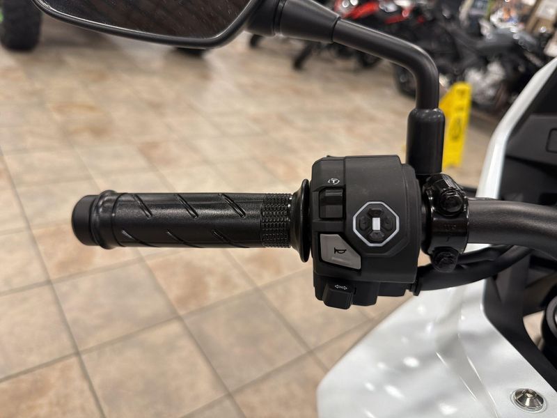 New 2025 Honda NX500 Image 22