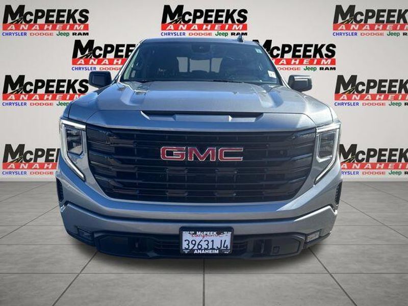 Used 2026 GMC Sierra 1500 ElevationImage 8