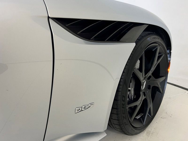 2019 Aston Martin DBS SuperleggeraImage 23