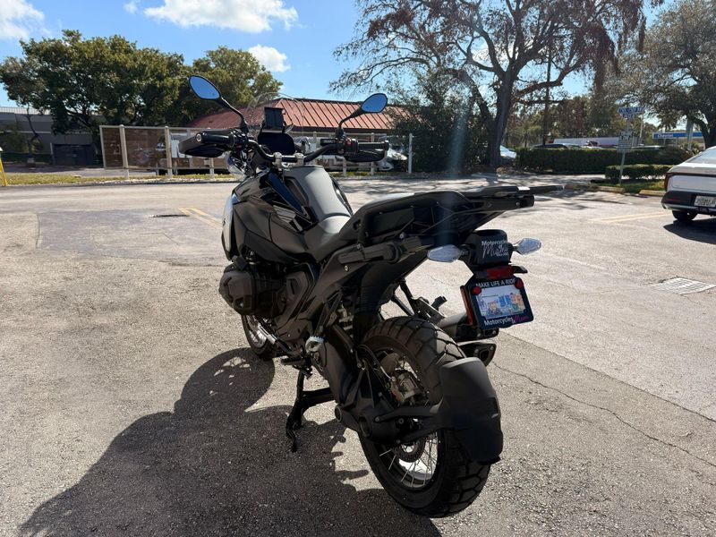 2025 BMW R 1300 GSImage 6