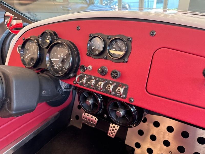 2023 Vanderhall Venice GTS