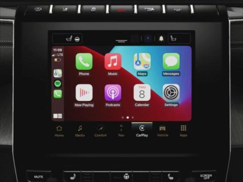 2025 Jeep Grand Cherokee Altitude photo 17