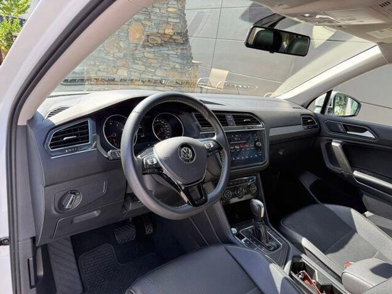Used 2021 Volkswagen Tiguan SE