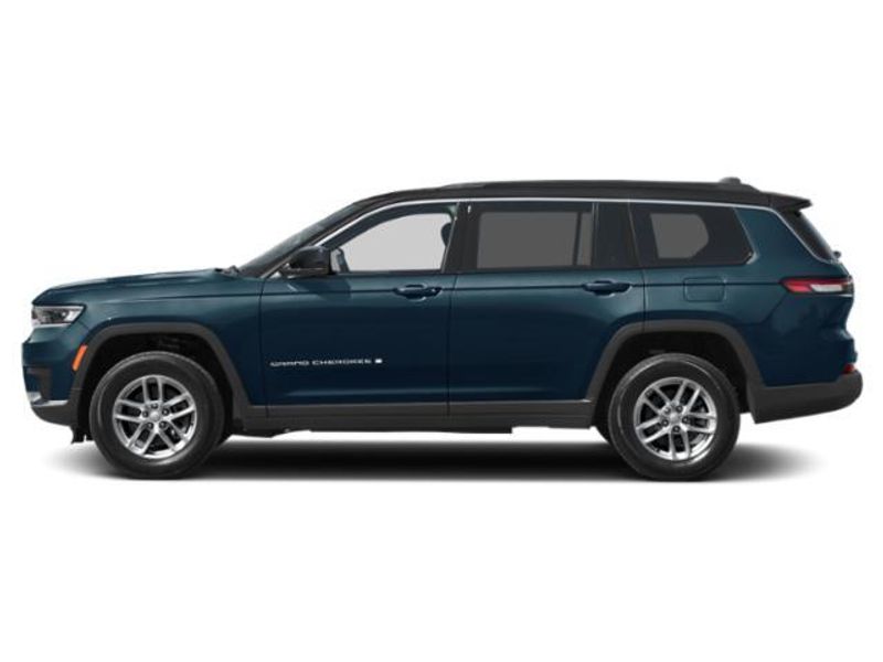 New 2027 Jeep Grand Cherokee SummitImage 2