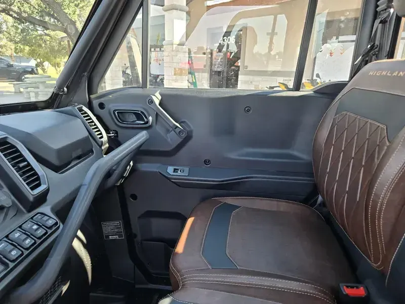 NEW 2026 CFMOTO UFORCE U10 PRO HIGHLAND Image 13