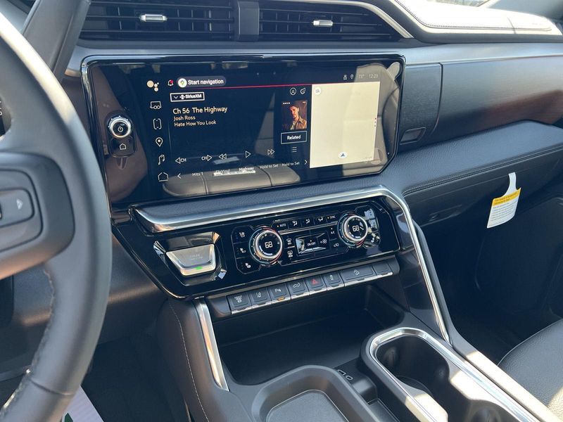 2026 Gmc Sierra HD Denali photo 28