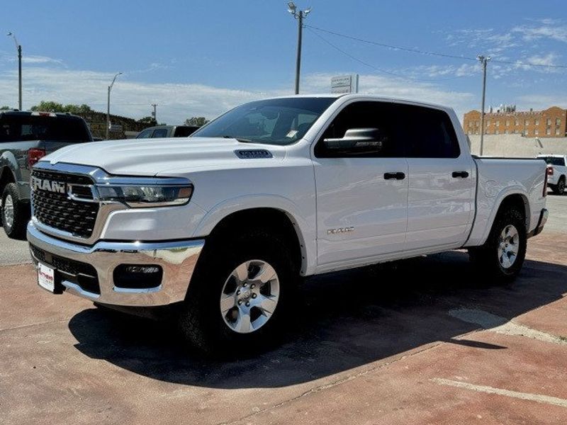 2025 RAM 1500 Big Horn Crew Cab 4x4 5