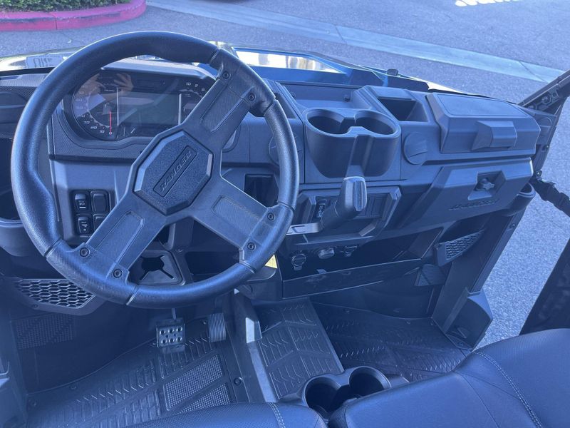 New 2026 Polaris RANGER CREW XP 1000 PREMIUM Image 25