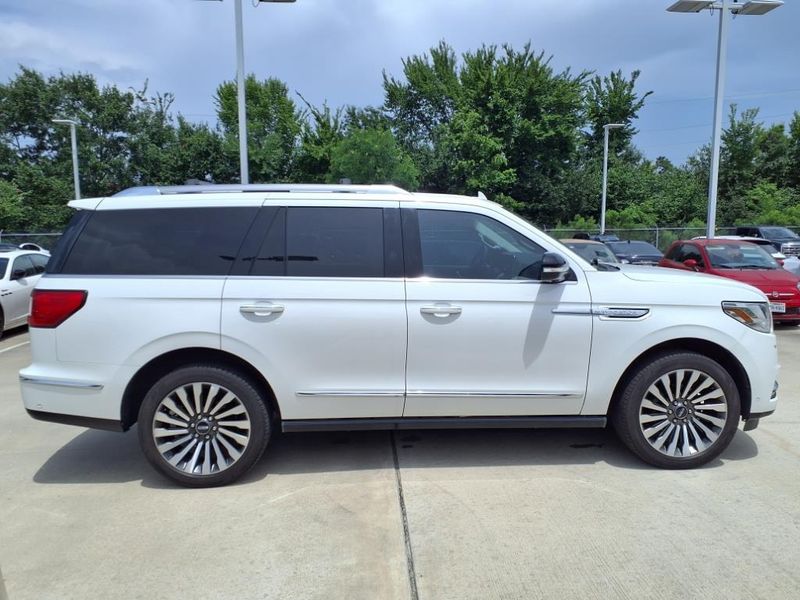 2021 Lincoln Navigator ReserveImage 11