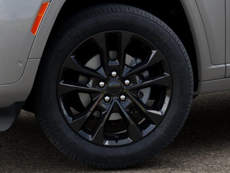 New 2026 Jeep Grand Cherokee Limited Reserve 4x4Image 8