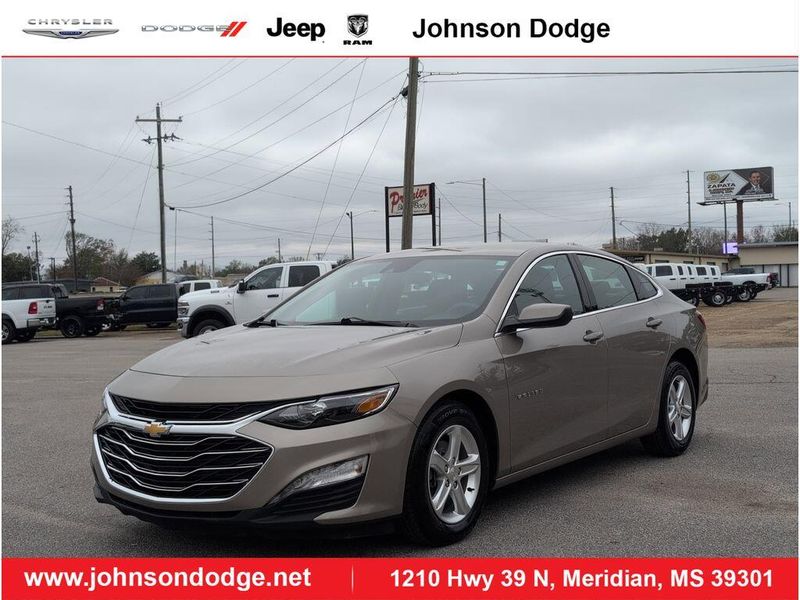 Used 2023 Chevrolet Malibu LTImage 1