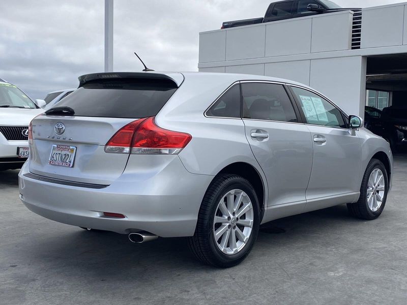 2011 Toyota Venza BaseImage 4