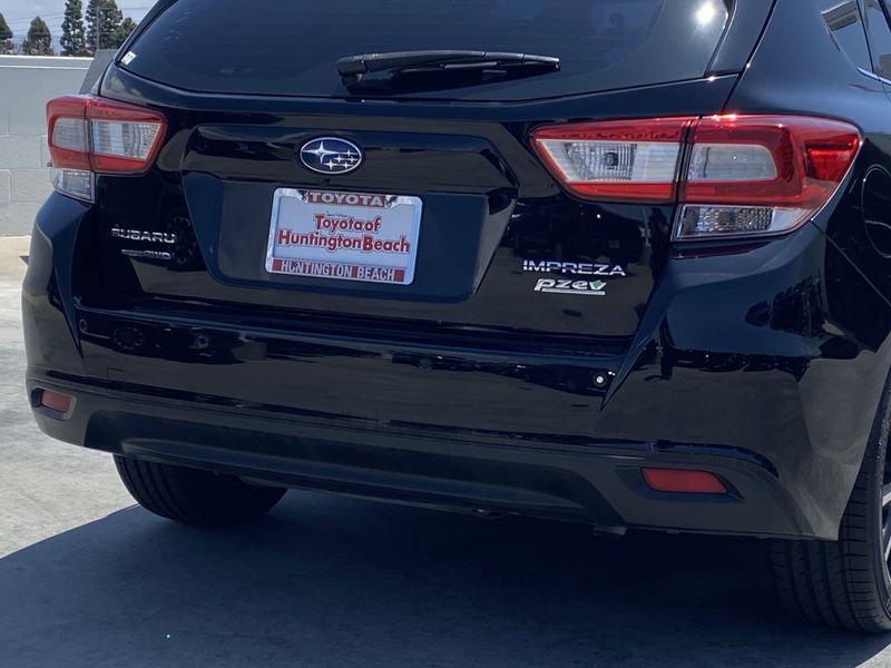 2017 Subaru Impreza LimitedImage 5