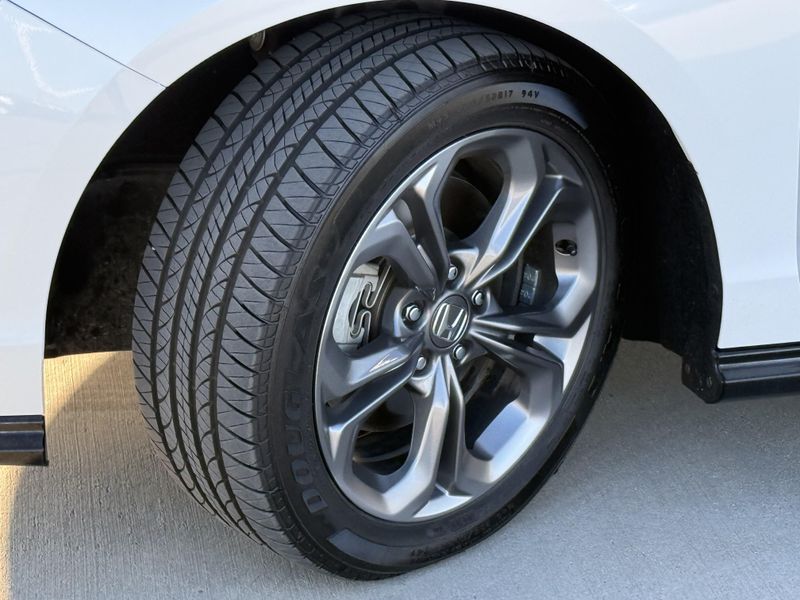 Used 2023 Honda Accord Hybrid EX-LImage 16