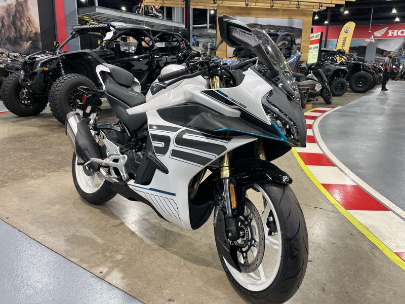 New 2026 CFMOTO 450SS Image 18