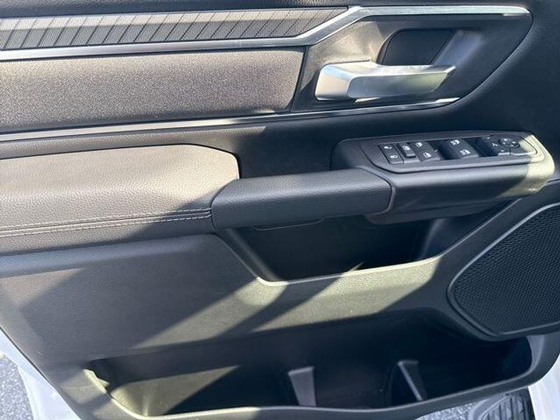 2026 RAM 1500 Big Horn Crew Cab 4x4 5'7' Box