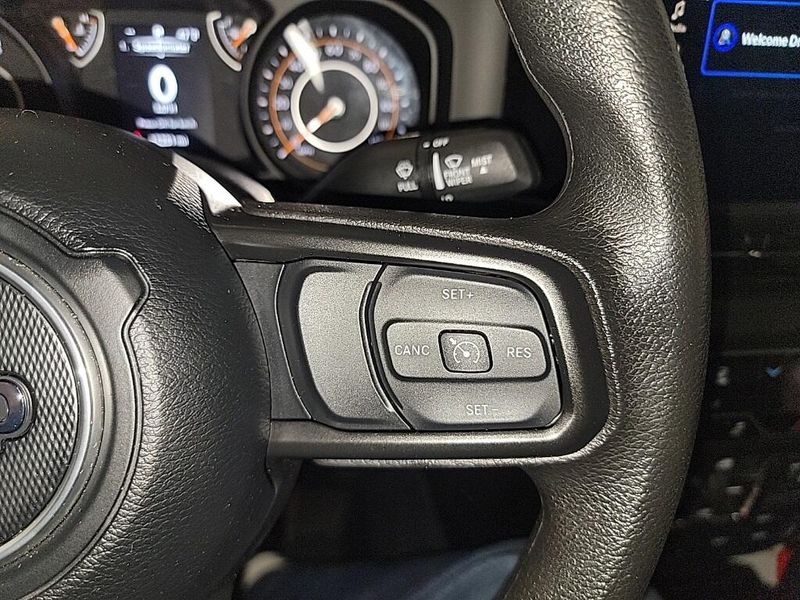 2025 Jeep Gladiator Sport photo 14