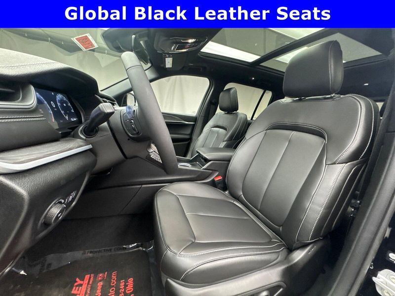 2025 Jeep Grand Cherokee Limited 4x4Image 7