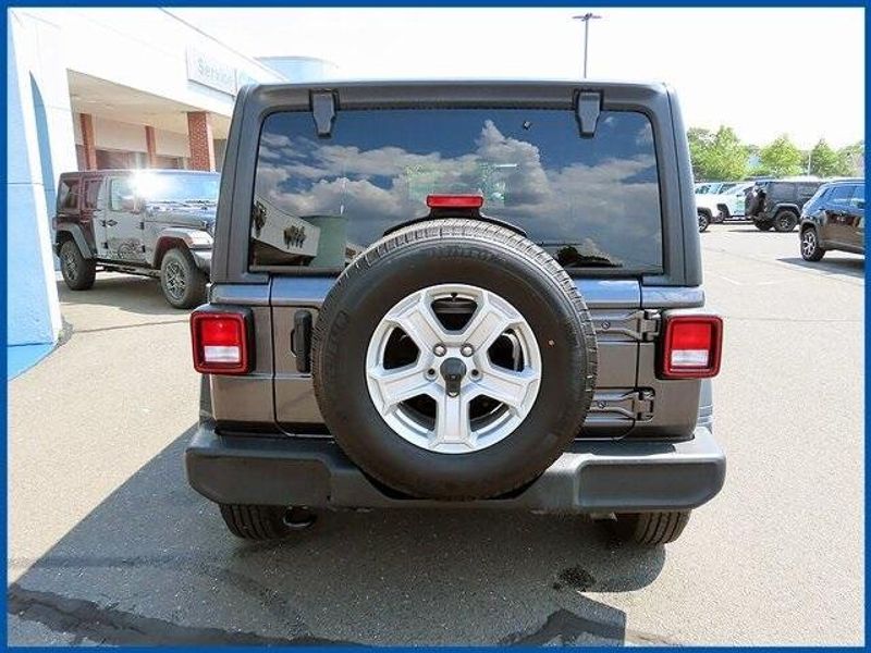 2021 Jeep Wrangler Unlimited Sport SImage 6