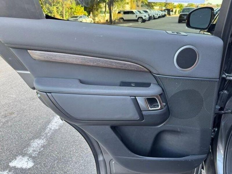 Used 2019 Land Rover Discovery HSE