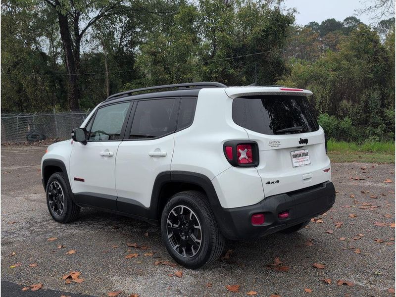 Used 2023 Jeep Renegade TrailhawkImage 3