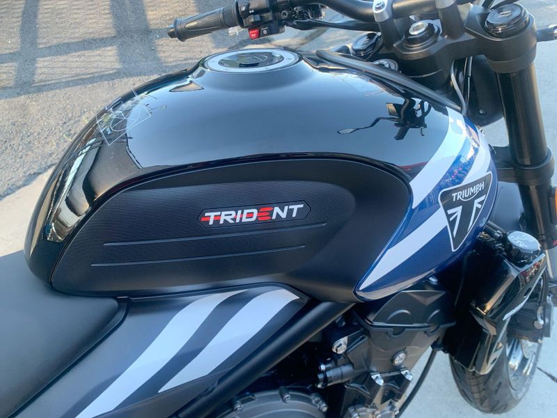 New 2025 Triumph TRIDENT 660 Image 21