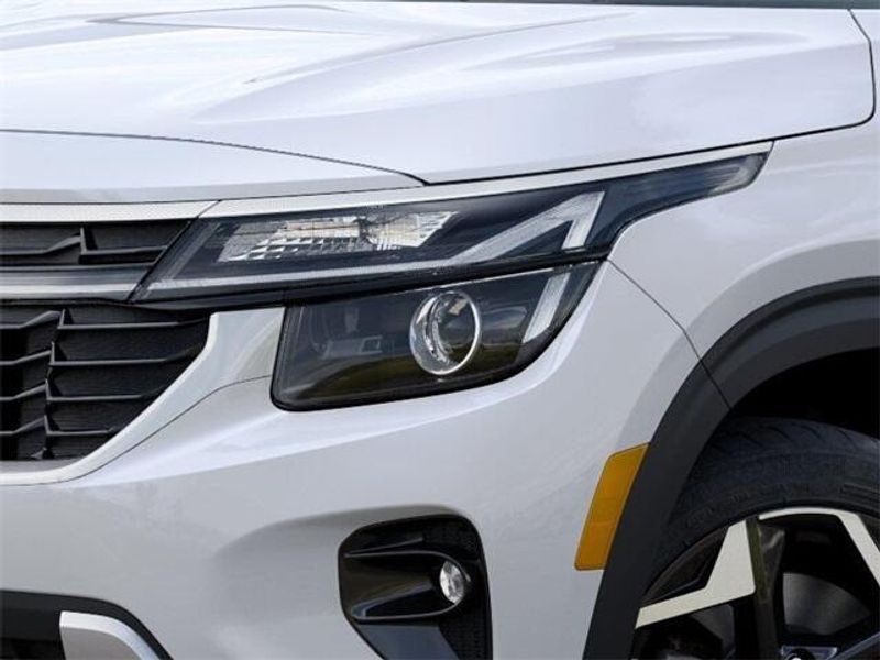 2025 Kia Seltos SImage 10