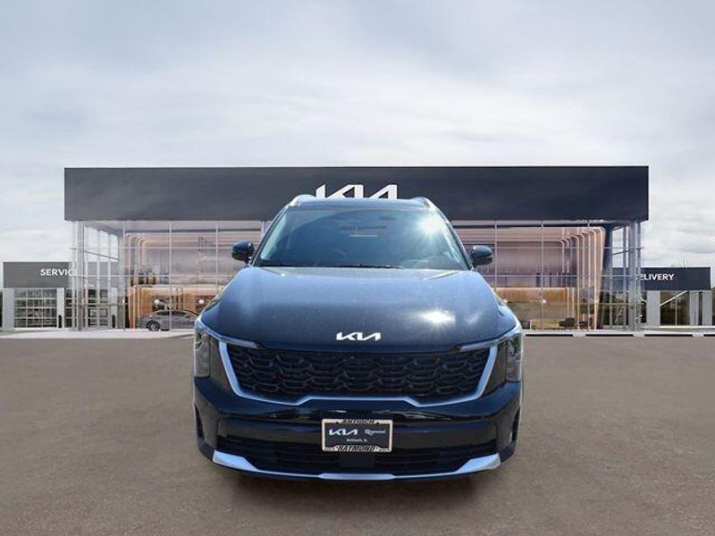 New 2026 Kia Sorento SXImage 9