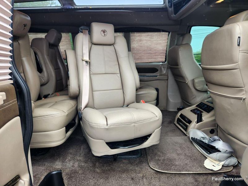 2018 GMC Savana 2500 Image 42