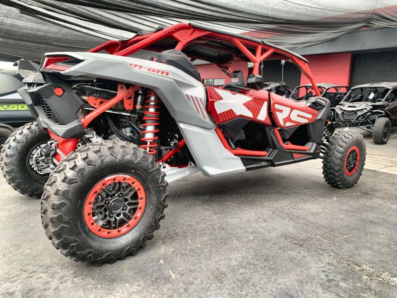 New 2025 Can-Am MAVERICK X3 MAX X RS TURBO RR SMART-SHOX Image 15