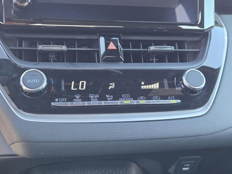 Used 2026 Toyota Corolla SE CVT (Natl)
