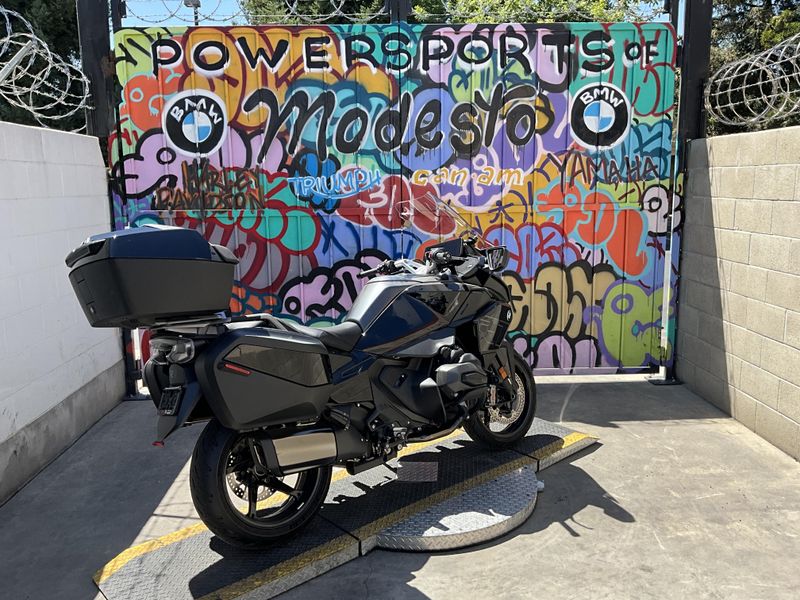 New 2026 BMW R 1300 RT Image 7