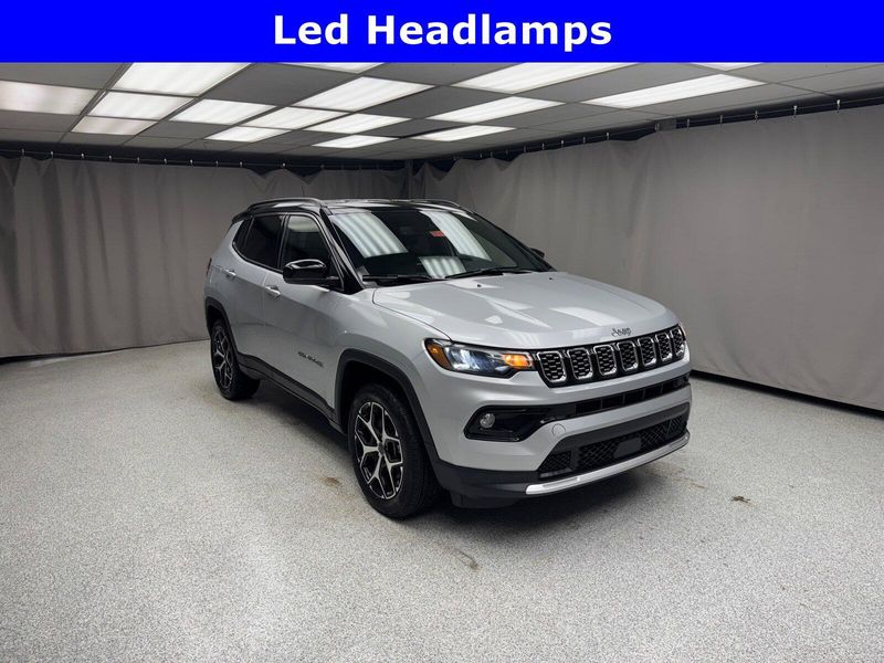 2025 Jeep Compass Limited 4x4Image 4