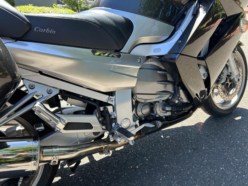 Used 2009 Yamaha FJR1300ES 
