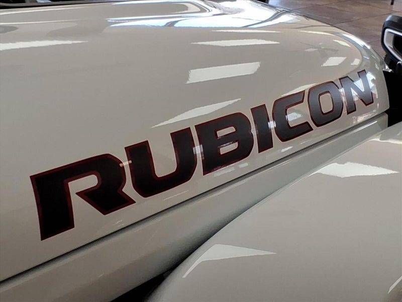 2025 Jeep Wrangler Unlimited Rubicon X photo 2