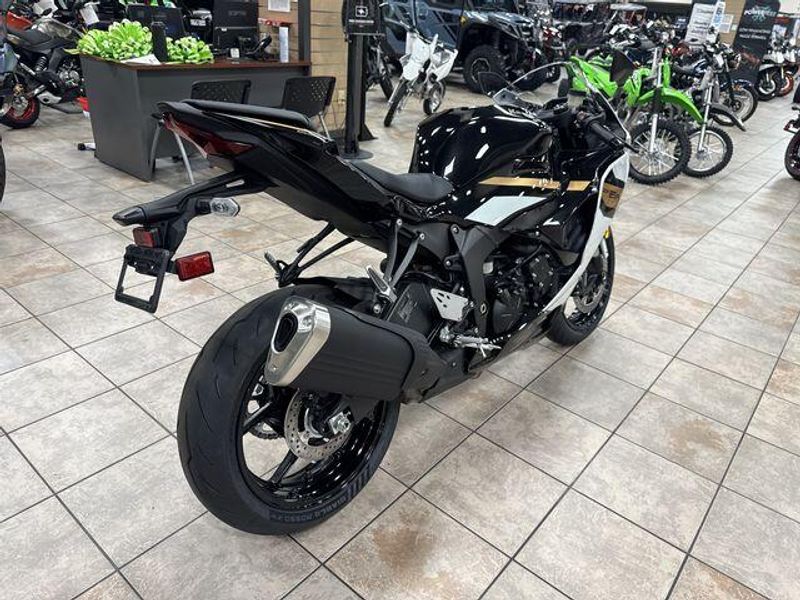 New 2026 Kawasaki NINJA ZX-6R Image 16