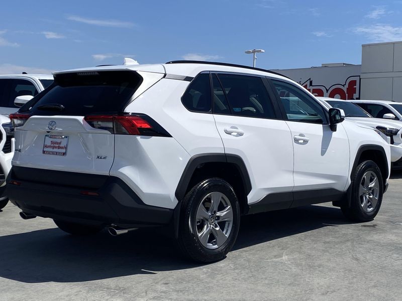 New 2025 Toyota RAV4 XLEImage 3