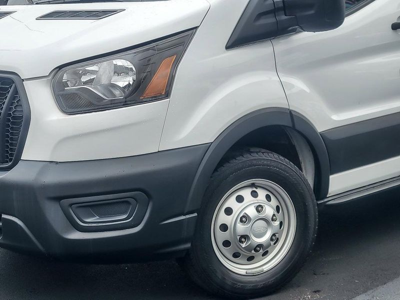 2023 Ford Transit Cargo Van photo 3