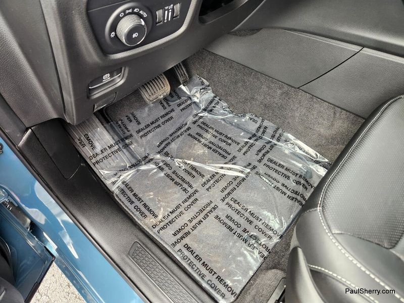 New 2026 Jeep Grand Cherokee L Limited Reserve 4x4