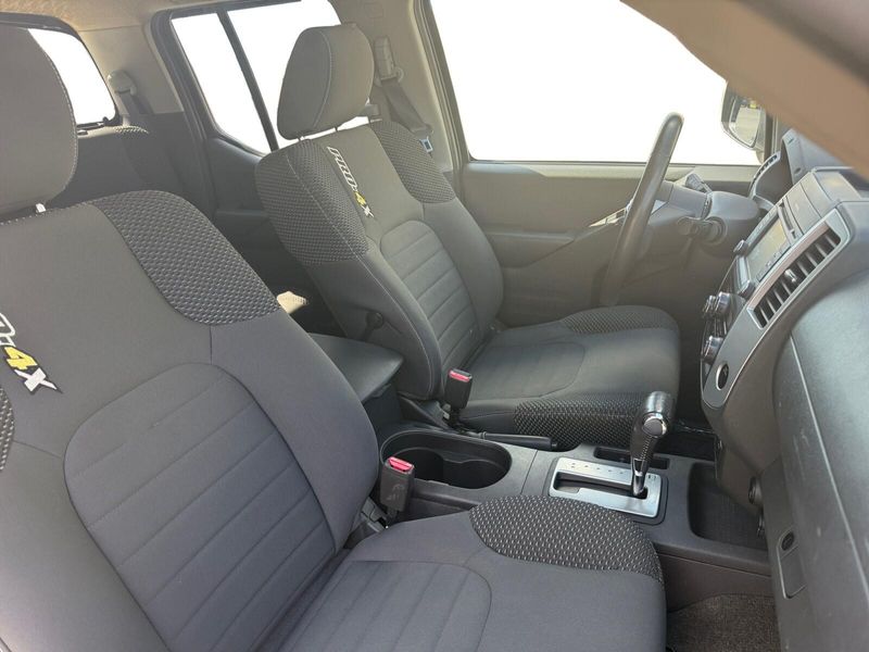 2018 Nissan Frontier PRO-4X photo 14