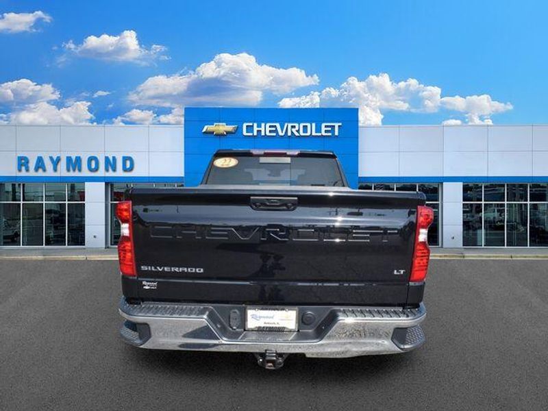 Used 2022 Chevrolet Silverado 1500 LTImage 4