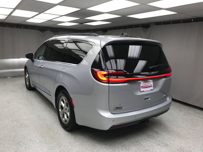 2023 Chrysler Pacifica LimitedImage 15